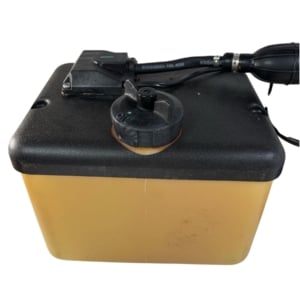 johnson-evinrude-oil-tank-kit-124658-1-8-gallon-oem-no-mounting-hardware-evan-v33069-20261020-131405-888475