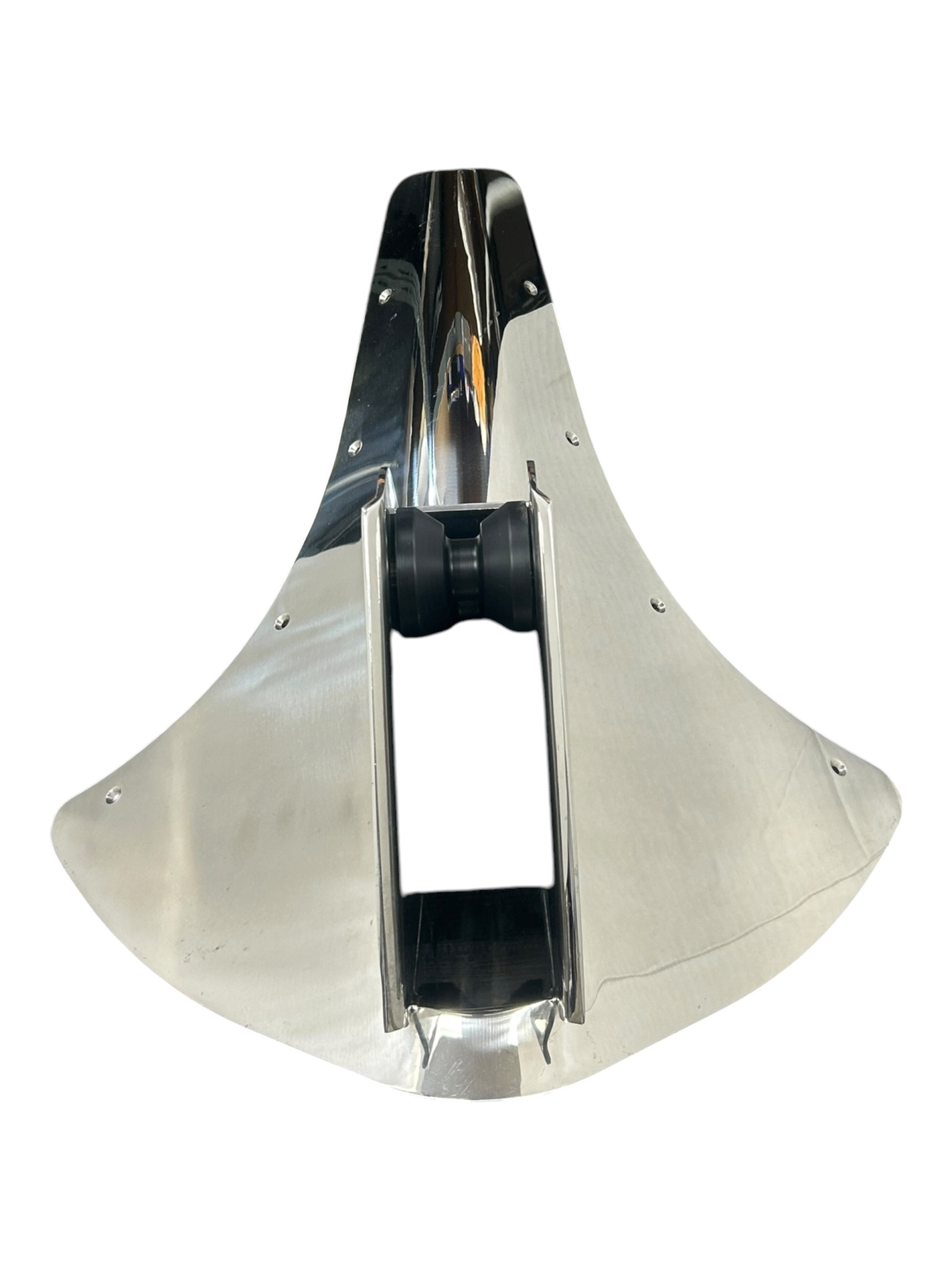 valhalla-v-41-integrated-bow-roller-stainless-through-hull-anchor-chute-tyler-w33069-20261009-160152-165013