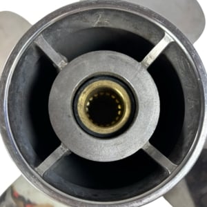 yamaha-saltwater-xl4-6aw-45b76-20-22-x-15-3-8-4-blade-propeller-hub-in-used-evan-v33069-20261020-100853-340593